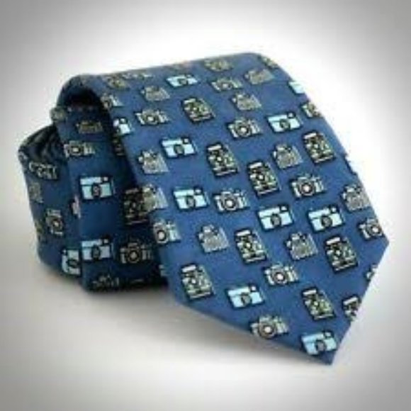 J Crew Silk Tie with Camera Motif - Picture 2 of 5
